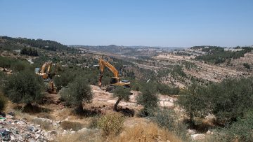 Cardinal and Archbishop of Canterbury oppose annexation of West Bank territory